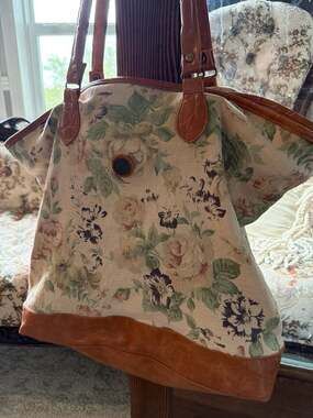 Tandem Floral Tapestry Tote Bag with Faux Croc Trim